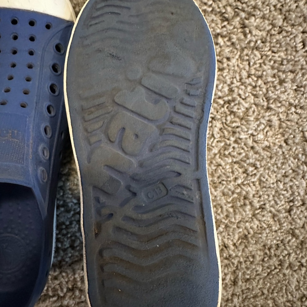 Native Shoe Bundle - Picture 4 of 4